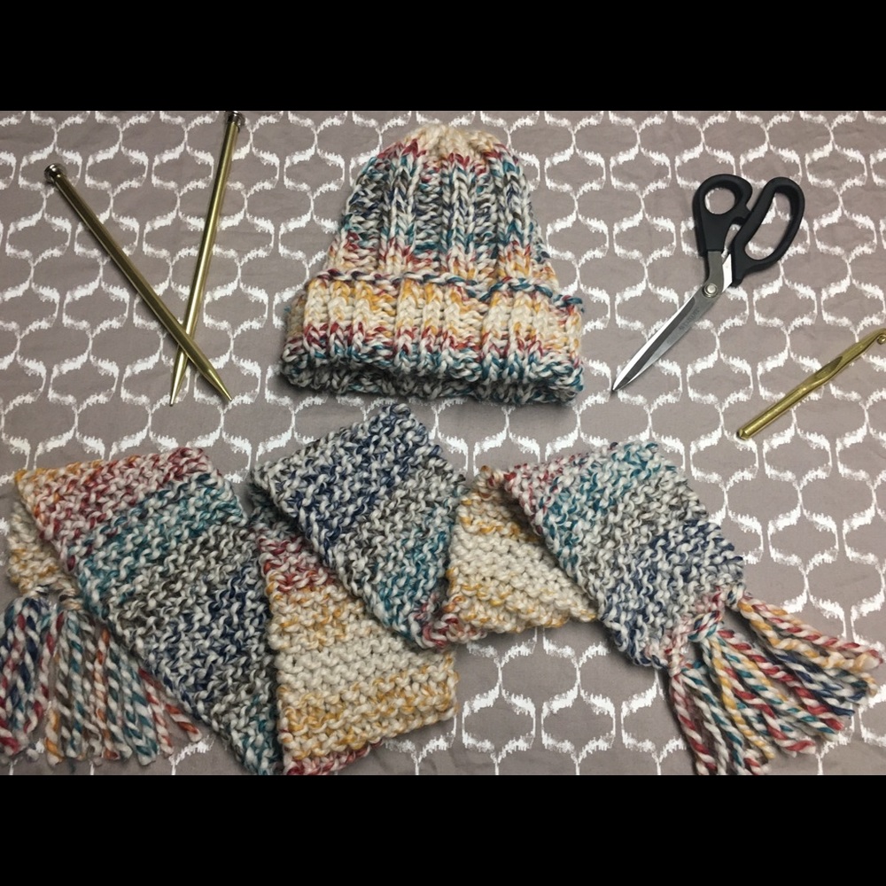 Knit hat and scarf set